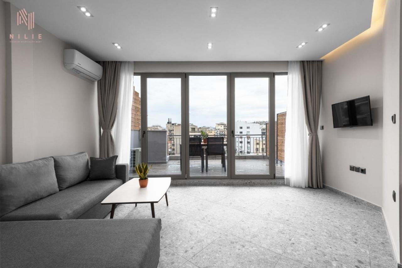 The Skysphere, Nilie Hospitality Mgmt Apartment Tesalonika Bagian luar foto