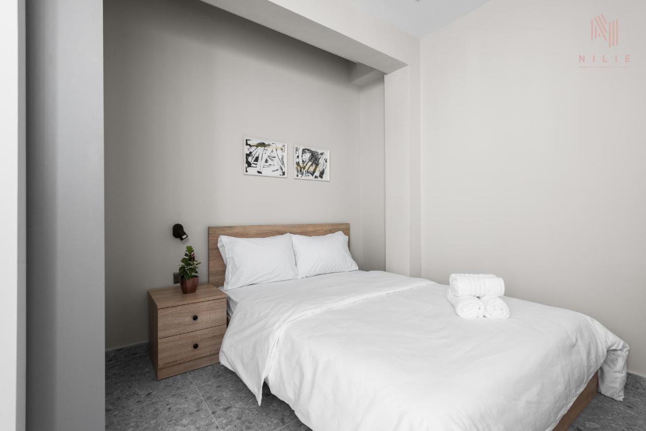 The Skysphere, Nilie Hospitality Mgmt Apartment Tesalonika Bagian luar foto
