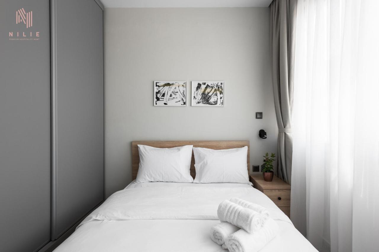 The Skysphere, Nilie Hospitality Mgmt Apartment Tesalonika Bagian luar foto