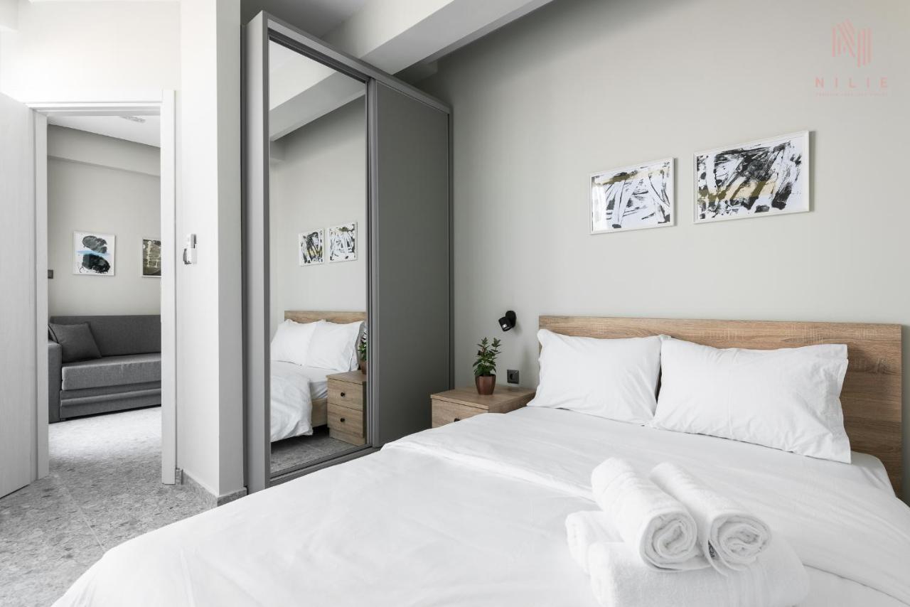 The Skysphere, Nilie Hospitality Mgmt Apartment Tesalonika Bagian luar foto