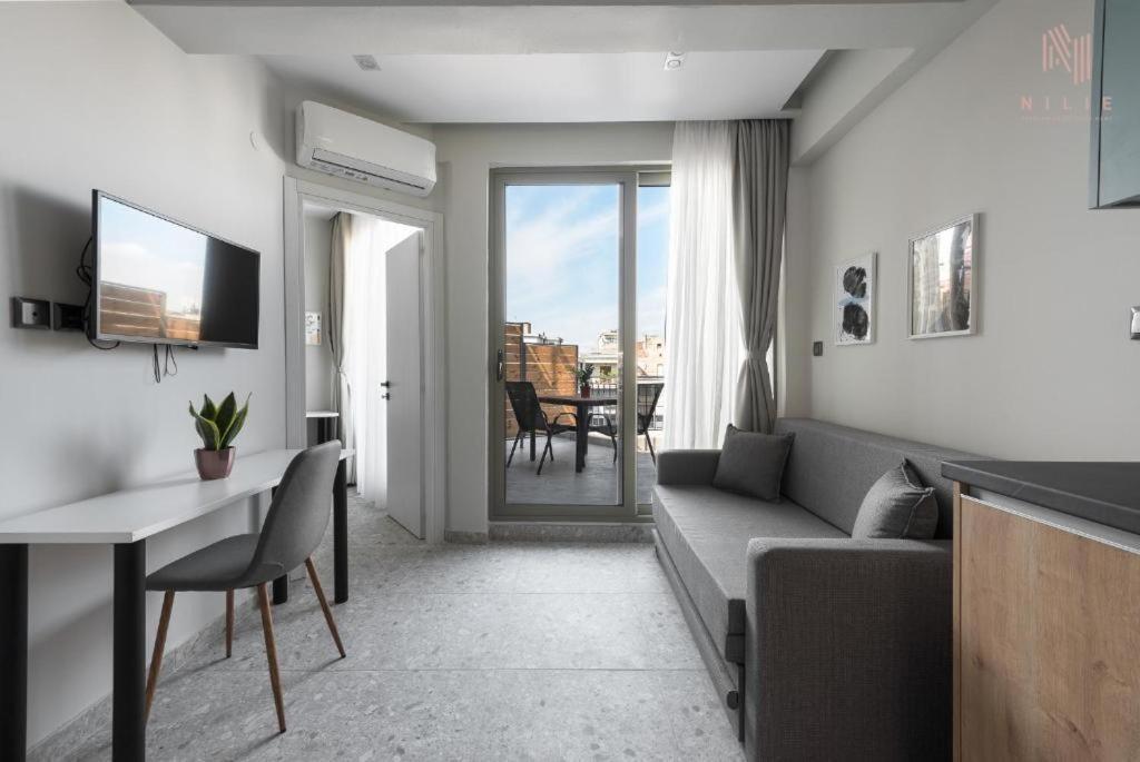 The Skysphere, Nilie Hospitality Mgmt Apartment Tesalonika Bagian luar foto